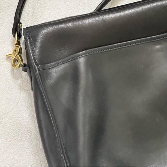 Laura USA Vintage Black Messenger Bag Genuine Leather with strap & handle - Picture 10 of 13